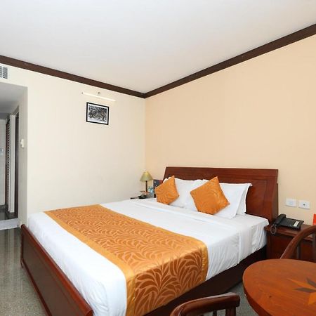 Oyo 15925 Tommaso Hotels And Resorts Sriperumbudur ภายนอก รูปภาพ